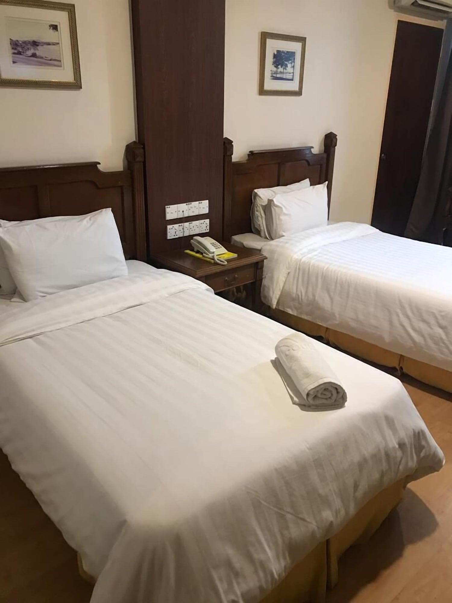 Regal Court Hotel Kuching Buitenkant foto