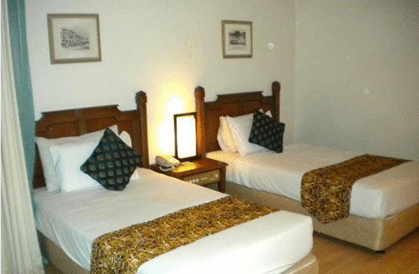 Regal Court Hotel Kuching Kamer foto