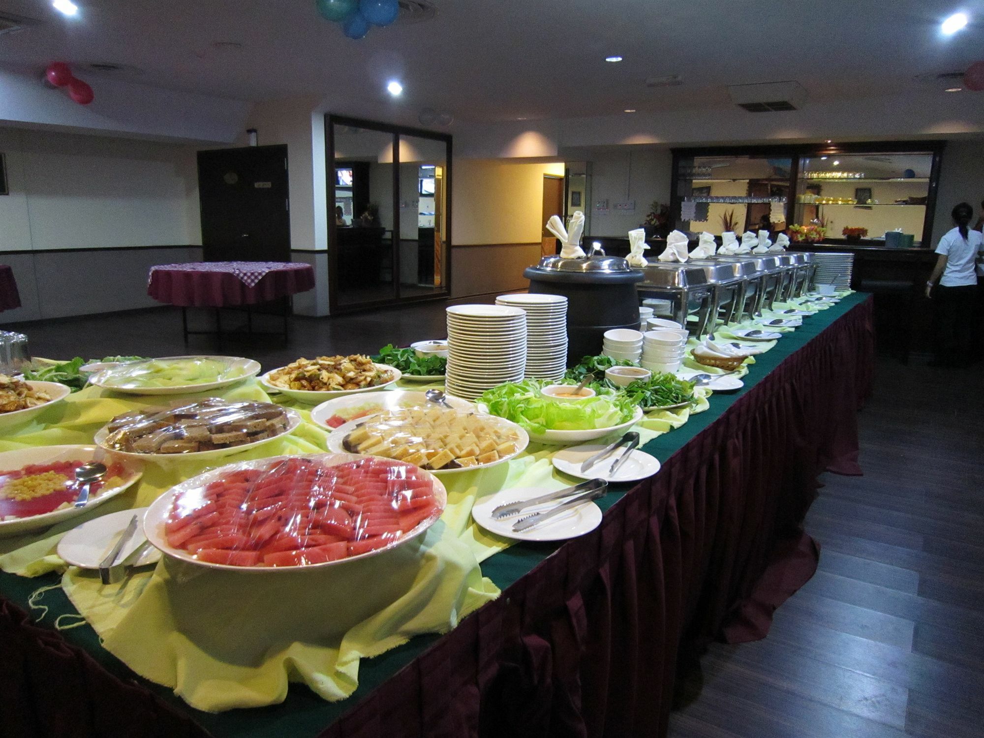 Regal Court Hotel Kuching Buitenkant foto